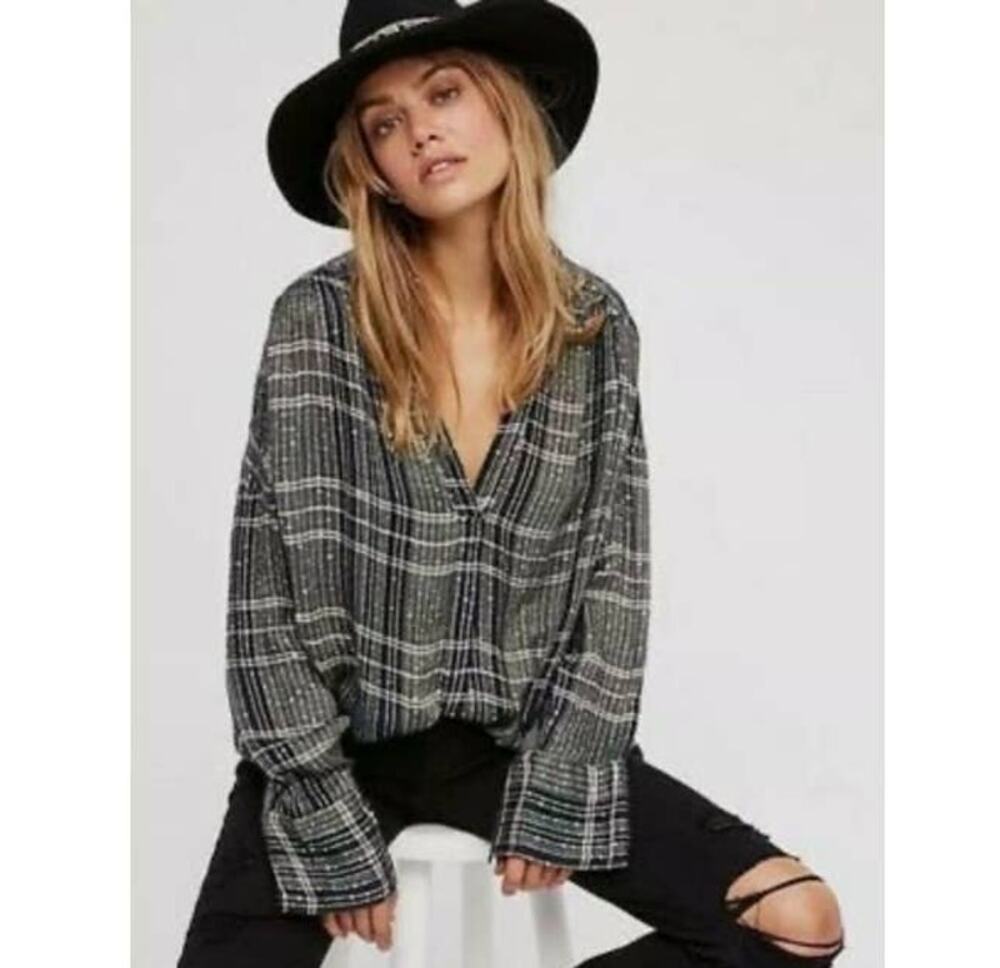 FREE PEOPLE Fearless Love Pullover Long Sleeve Black Sequin XS